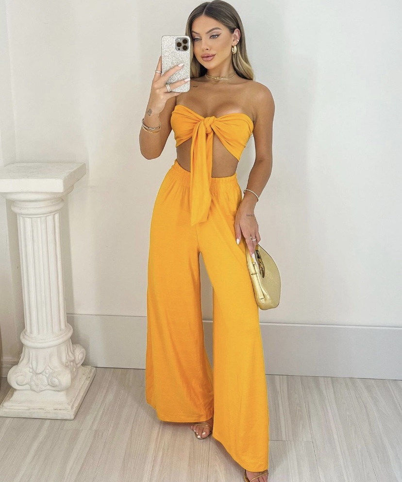 Conjunto amarelo